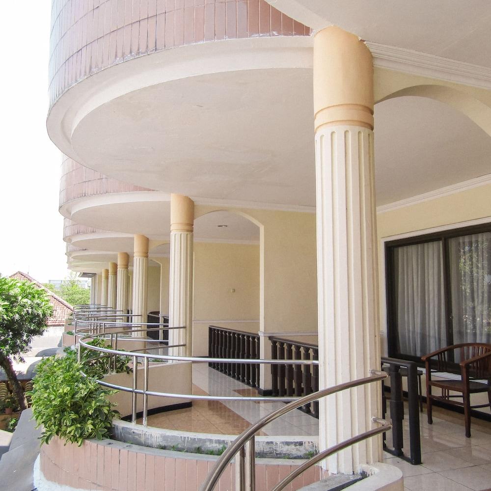 Hotel Pelangi Malang, Kayutangan Heritage Exterior foto