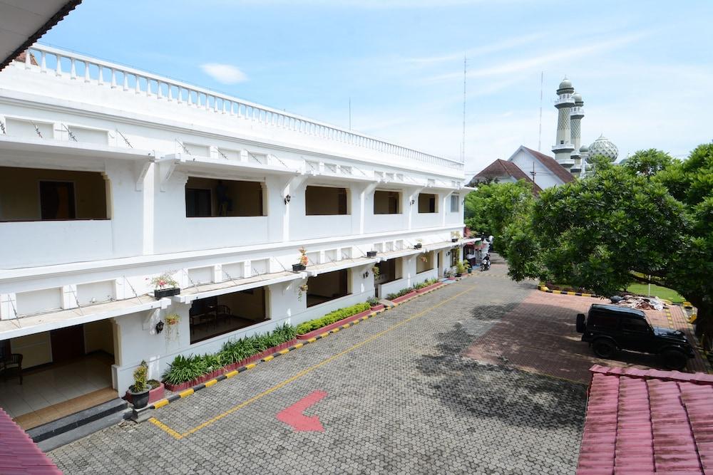 Hotel Pelangi Malang, Kayutangan Heritage Exterior foto