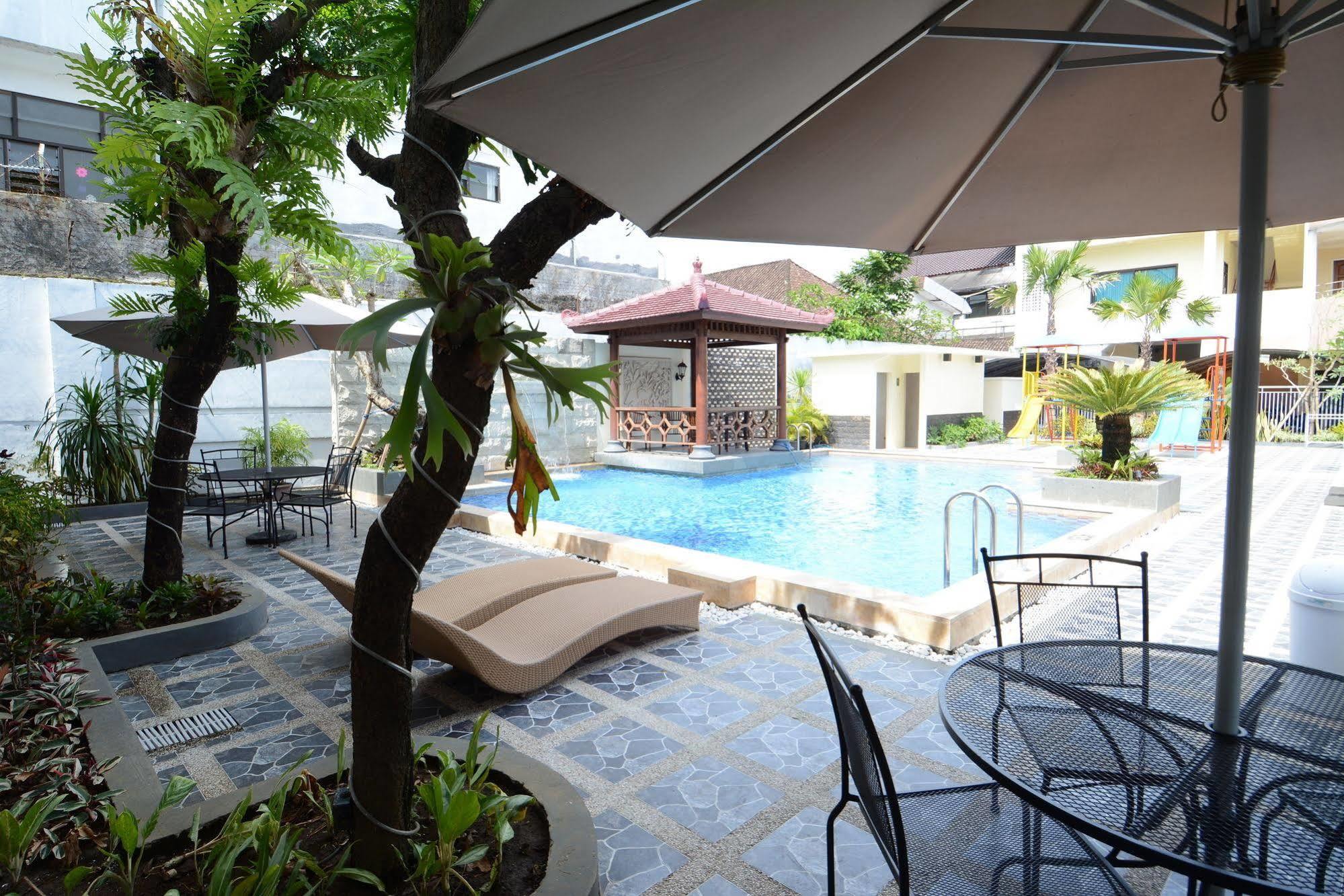 Hotel Pelangi Malang, Kayutangan Heritage Exterior foto